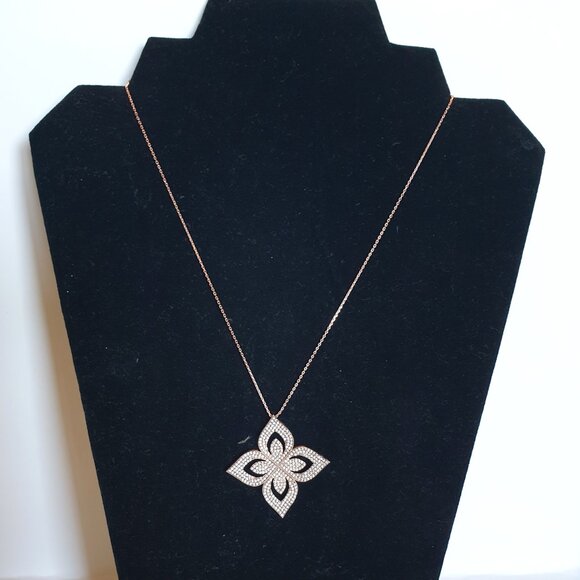 Sparkling 925 Sterling Silver with CZ Four-Leaf Clover Lucky Pendant Necklace - Picture 3 of 13